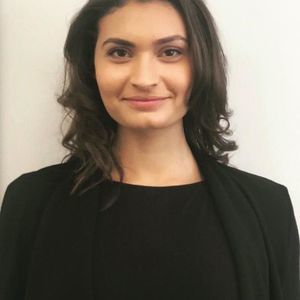 Meet your Posher, Maya